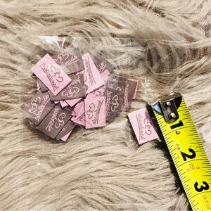 NEW 50pcs Cloth “Handmade” cloth tag Sew-on Patch Badges Appliques Embroidery